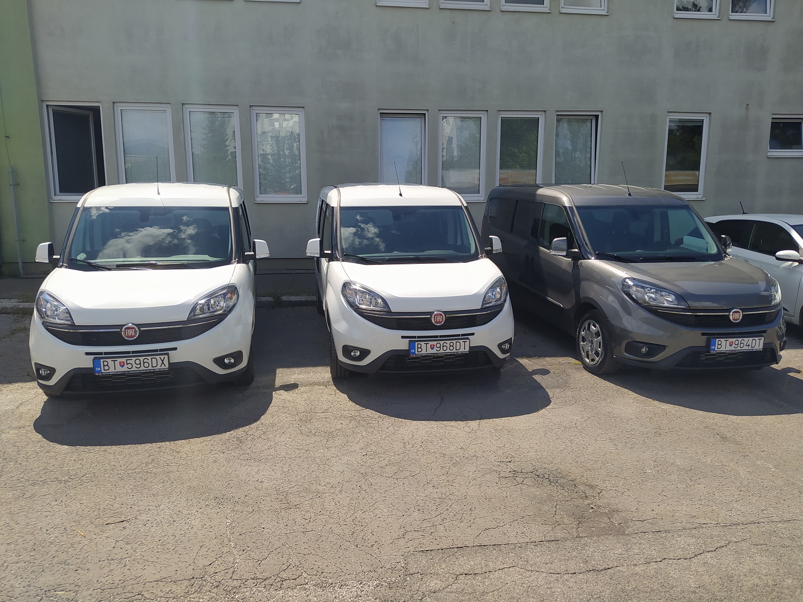 Motorové vozidlá na účely projektu